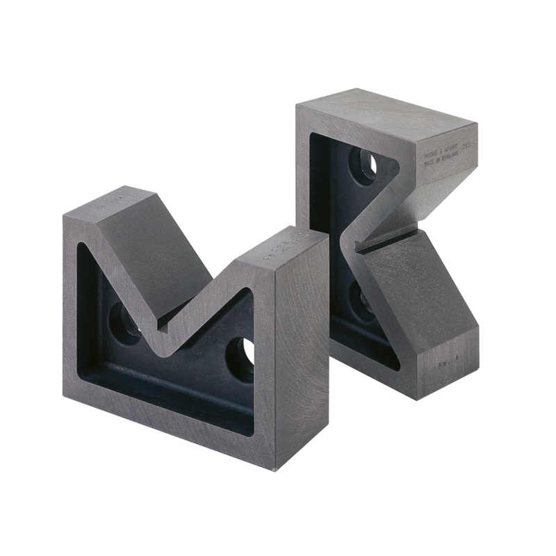 Pair of Traditional V Blocks 44x104x74mm