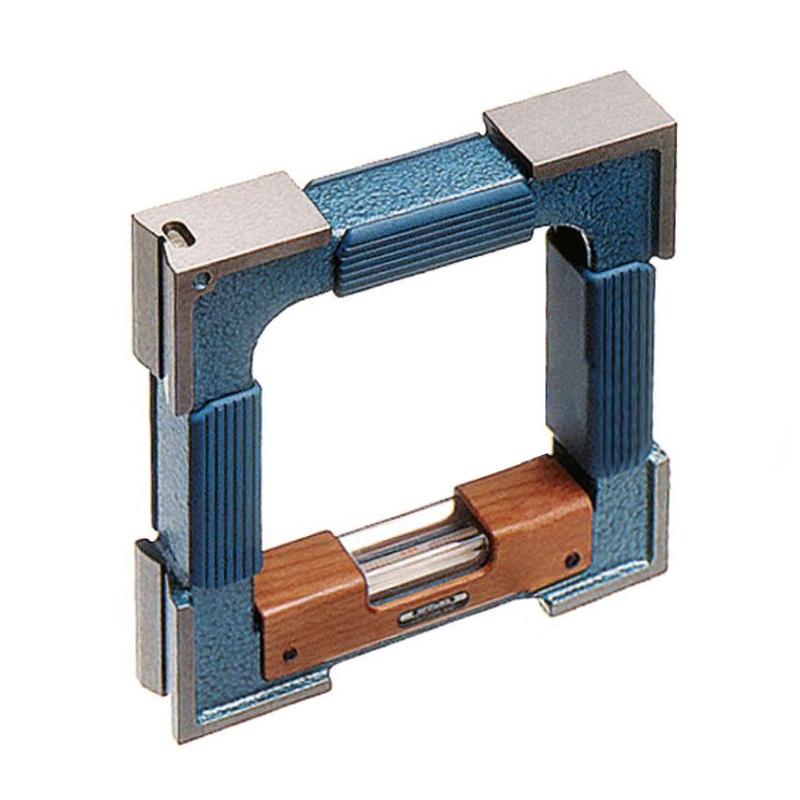 Bowers 60-6213 Wyler Precision Box Levels Size : 150 x 150 x 35 mm Accuracy Inch : .0005 in 10 Accuracy mm : .05mm/m Angular : 10 seconds,  158S150-343-050