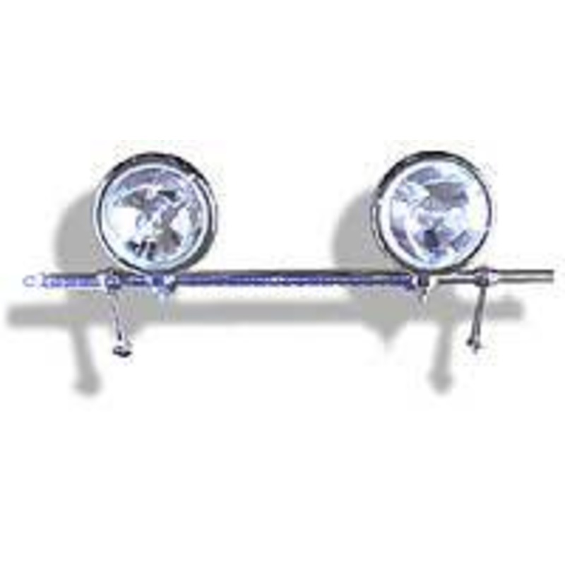 Badge bar with 125mm spot lights. Diecast chrome legs – CL0422