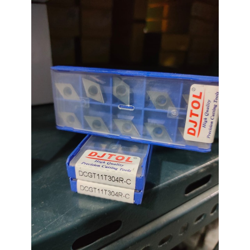 DCGT11T3-0.4 RIGHT HAND C PROFILE Cermet insert pack of 30pcs