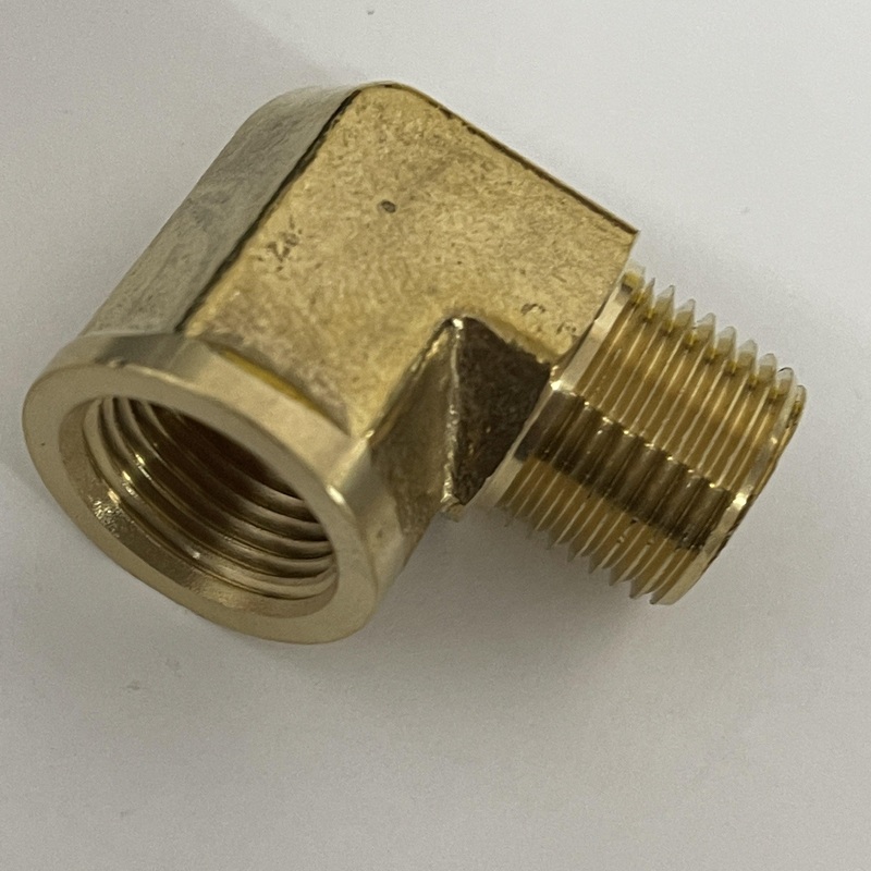 DS Brass 90 Degree Elbow  3/8 to 3/8 NPT Male to NPT Female Thread